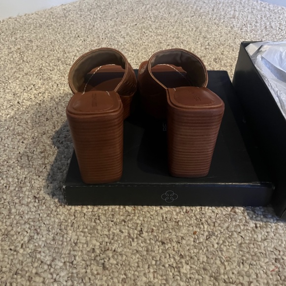 Bernardo Kenny Platforms | Anthropologie | New | size 8 - Picture 3 of 5